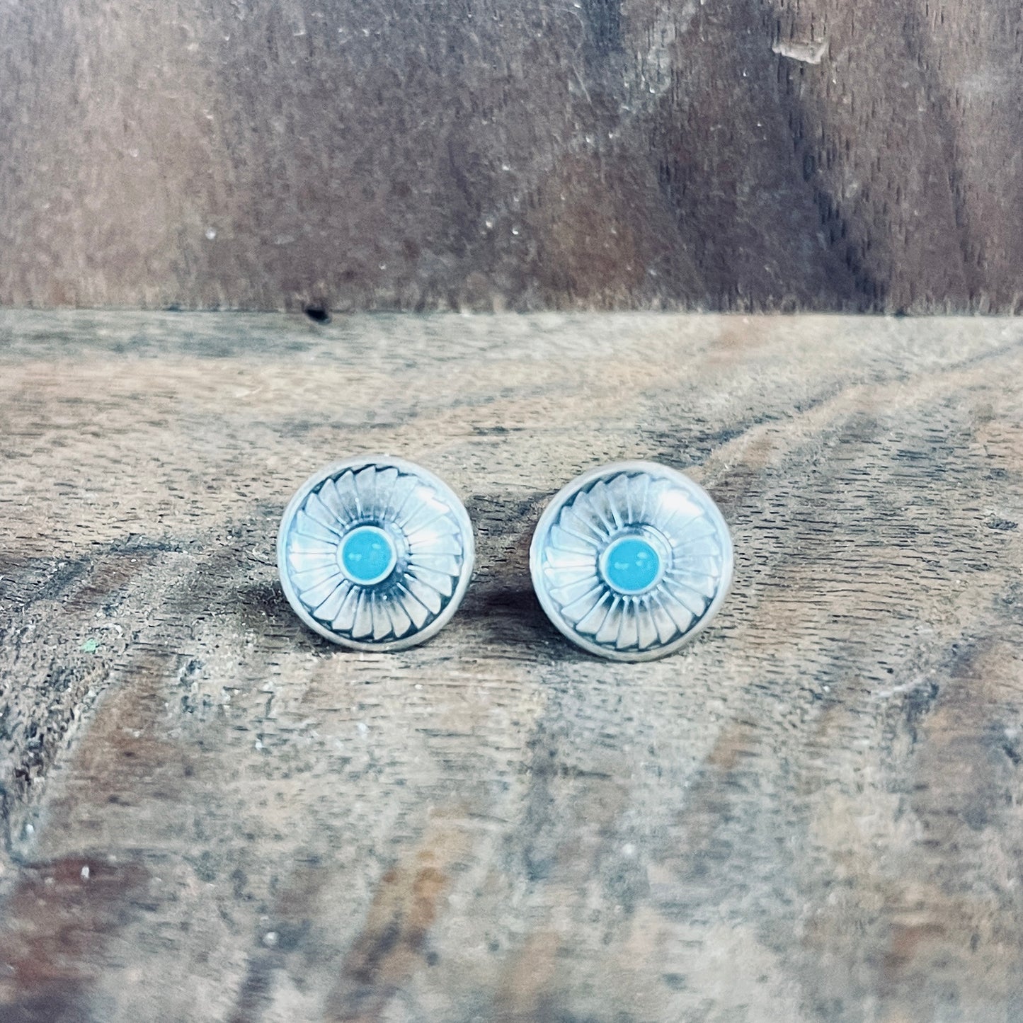 Circle stud with turquoise and patterns